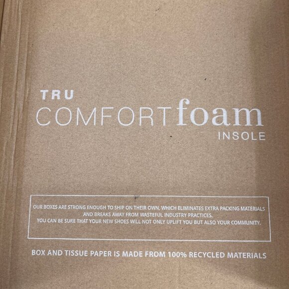 Journee Collection Covva Lace Up Boot Size 8.5 Black Faux Patent Leather - Picture 14 of 14